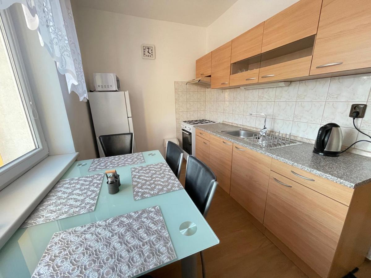 Apartman Jnj Velkomoravska Olomouc Esterno foto