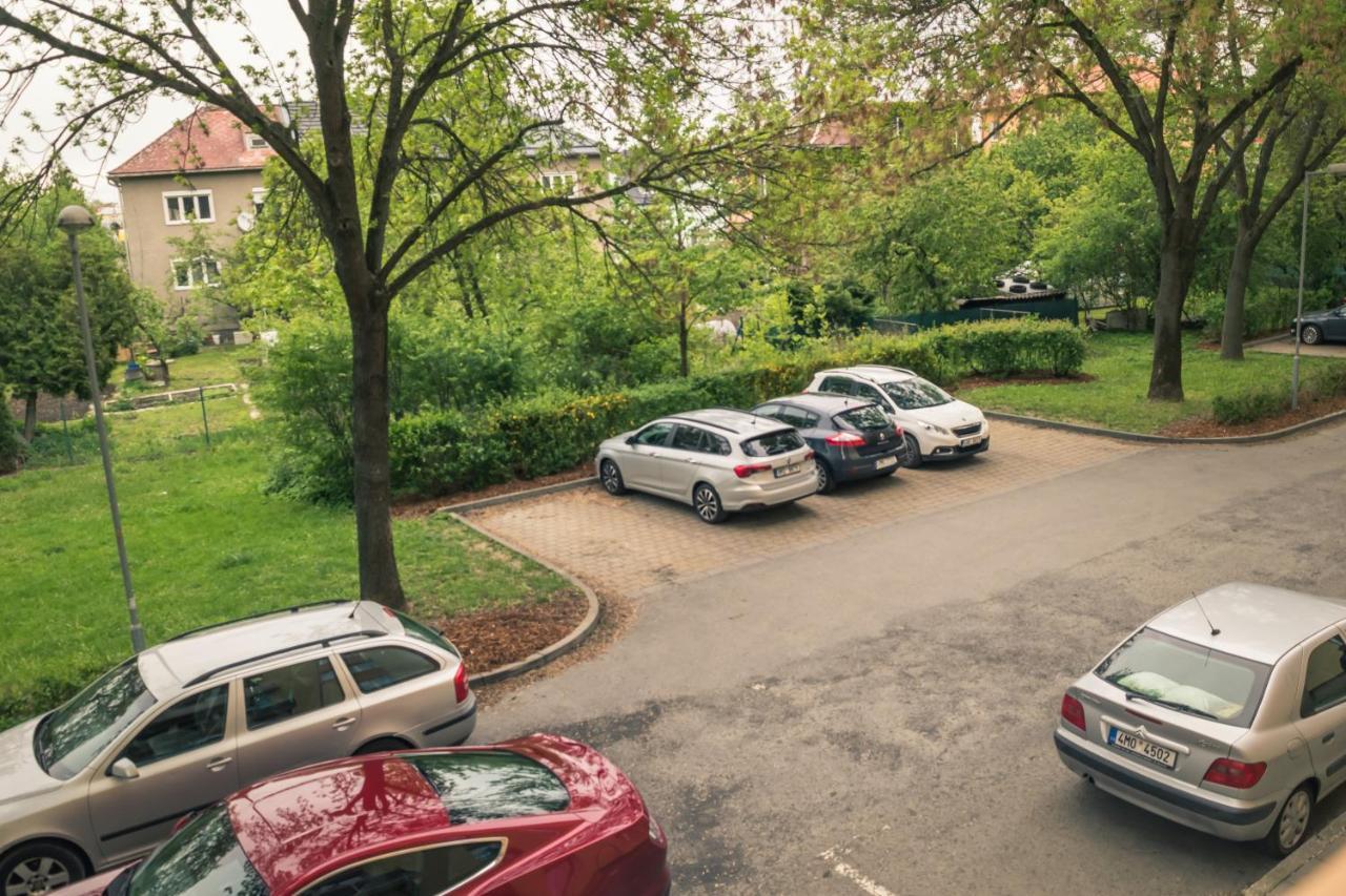 Apartman Jnj Velkomoravska Olomouc Esterno foto